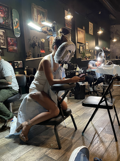 Tattoo Shop «Fallen Sparrow Tattoo Co», reviews and photos, 5049 W Irlo Bronson Memorial Hwy, Kissimmee, FL 34746, USA