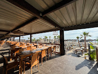 Atmosphère du Restaurant français Temple beach à Saint-Cyprien - n°4