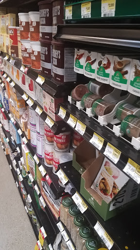 Grocery Store «Earth Fare North Canton», reviews and photos, 3939 Everhard Rd NW, North Canton, OH 44709, USA