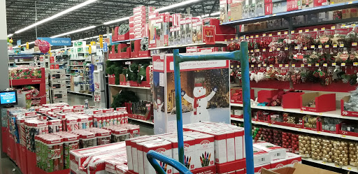 Supermarket «Walmart Supercenter», reviews and photos, 612 E Main St, Hohenwald, TN 38462, USA