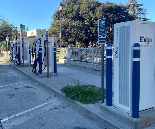 Electric vehicle charging station contractor Oakland