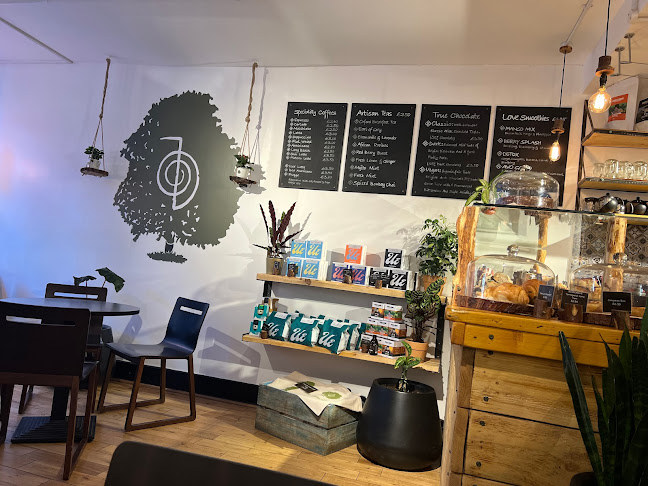 Tree Artisan Café - Coffee shop