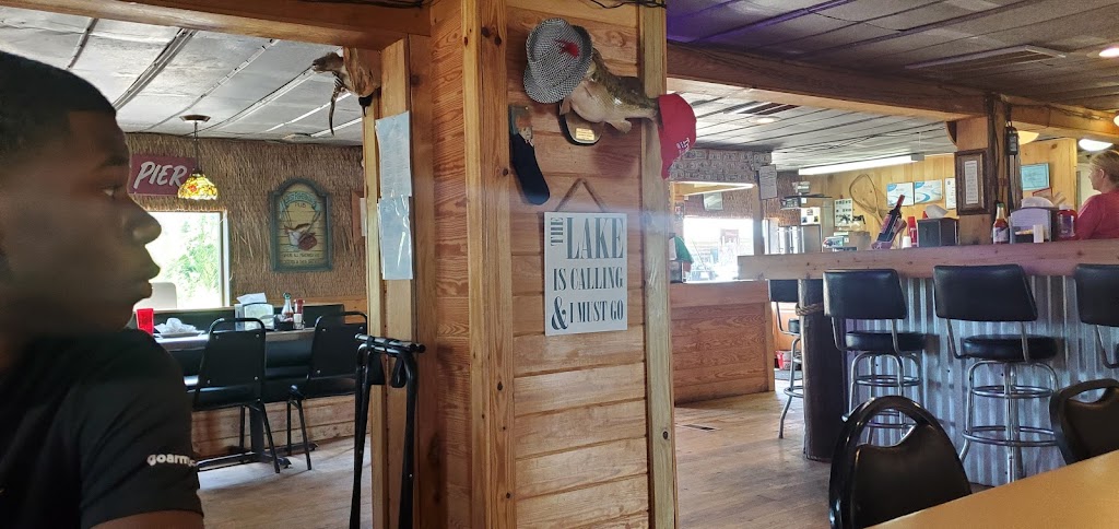 Pop's Dockside Grill 39845