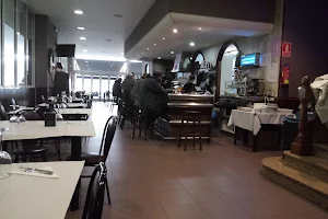 Bar restaurante O Abade image