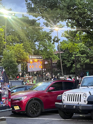 Park «Holcombe Rucker Park», reviews and photos, 280 W 155th St, New York, NY 10039, USA
