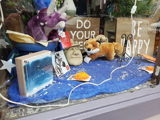 Pet Supply Store «One Lucky Dog Bakery», reviews and photos, 45 Public Square, Medina, OH 44256, USA