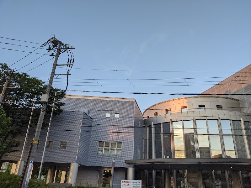 秋田県立図書館