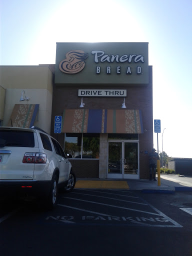 Grocery Store «Grocery Outlet Bargain Market», reviews and photos, 3566 W Shaw Ave, Fresno, CA 93711, USA