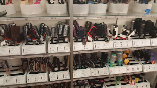 Hair Salon «Ulta Beauty», reviews and photos, 2626 E Stone Dr #130, Kingsport, TN 37660, USA