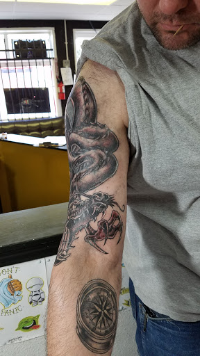 Tattoo Shop «All Star Tattoos», reviews and photos, 3505 6th Ave, Tacoma, WA 98406, USA