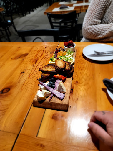 Gastropub «Red Door Lakeland», reviews and photos, 733 E Palmetto St, Lakeland, FL 33801, USA