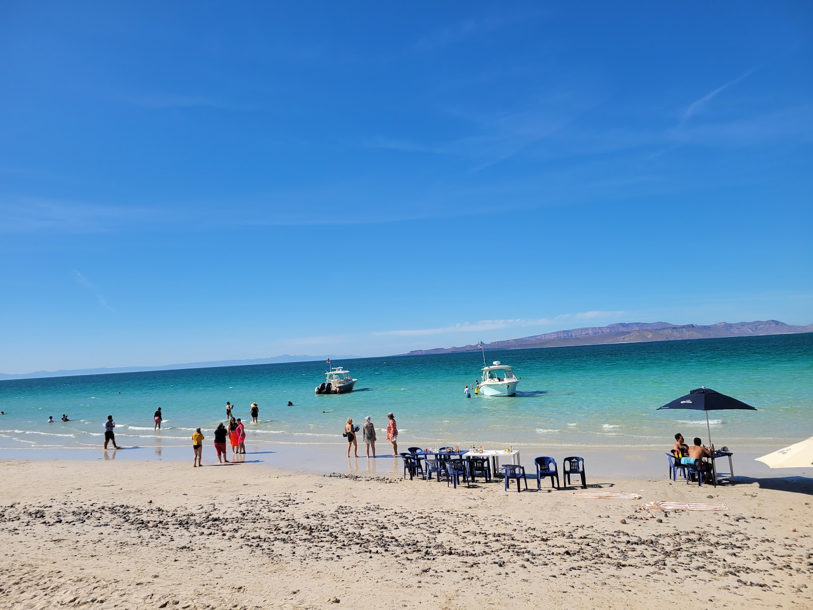 Foto av Playa El Tecolote och bosättningen