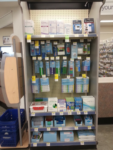 Drug Store «Walgreens», reviews and photos, 102 Memorial Dr, Paris, TN 38242, USA