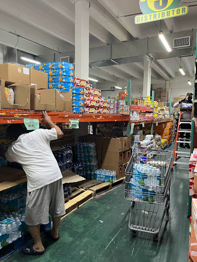 Supermarket «Rey Chavez Distributors Corporation», reviews and photos, 780 W 17th St, Hialeah, FL 33010, USA