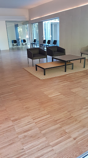 puertas automaticas Parquets Blanco en Vigo