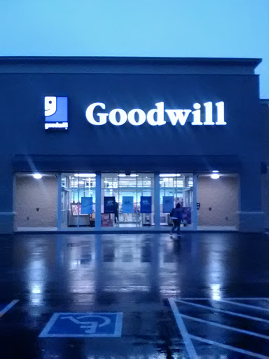 Non-Profit Organization «Goodwill Industries of Middle Tennessee», reviews and photos