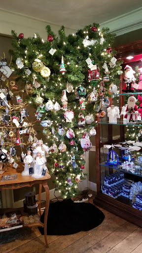 Christmas Store «Historical Christmas Barn», reviews and photos, 150 Danbury Rd, Wilton, CT 06897, USA
