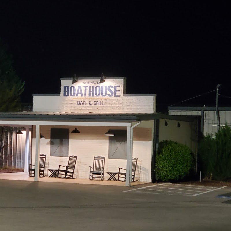 Boathouse Bar and Grill