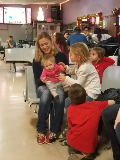 Bowling Alley «Bowlway Lanes», reviews and photos, 810 Villa St, Elgin, IL 60120, USA