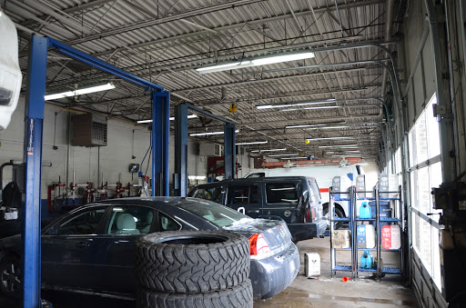Tire Shop «Levin Tire & Service Center - Highland», reviews and photos, 9500 Indianapolis Blvd, Highland, IN 46322, USA