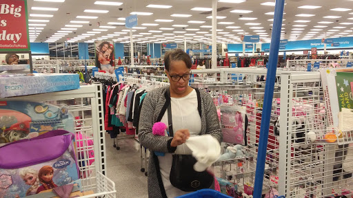 Department Store «Nordstrom Rack Shelbyville Road Plaza», reviews and photos, 4600 Shelbyville Rd, Louisville, KY 40207, USA