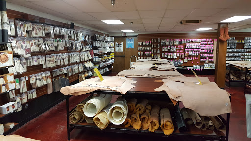 Tandy Leather Little Rock-152, 901 Towne Oaks Dr B, Little Rock, AR 72227, USA, 