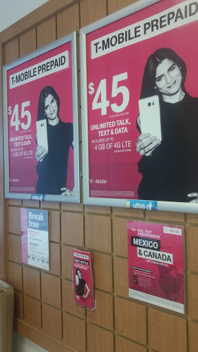 Cell Phone Store «VIT Wireless T-Mobile Boost Mobile Simple Mobile UltraMobile», reviews and photos, 4349 S Flamingo Rd, Davie, FL 33330, USA