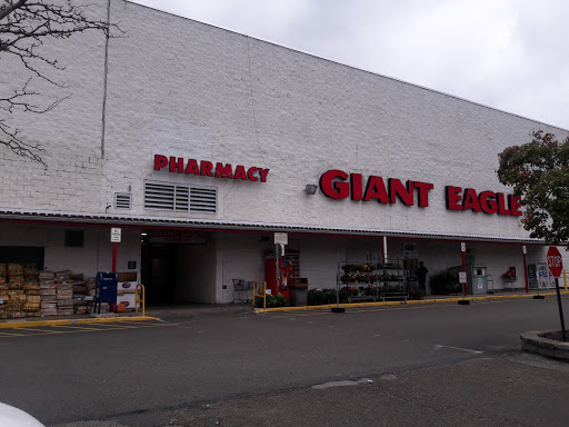 Supermarket «Giant Eagle Supermarket», reviews and photos, 1165 McKinney Ln, Pittsburgh, PA 15220, USA