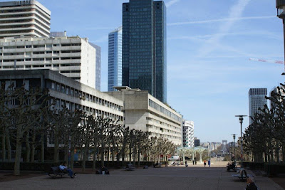 dentiste la defense dr Liora DAHAN à Courbevoie
