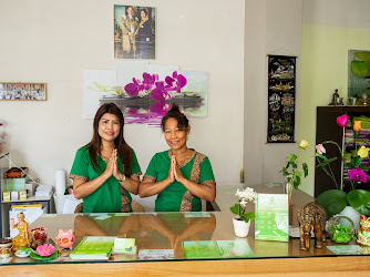 Thailändische Druckmassage Lotus