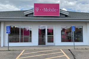 T-Mobile Authorized Retailer image