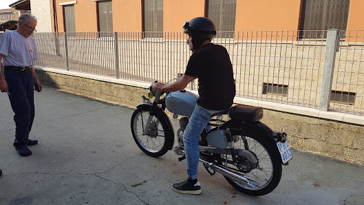 Monica Emilio Via Tomasicchio, 9, 43013 Langhirano PR, Italia