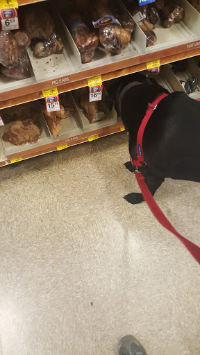 Pet Supply Store «PetSmart», reviews and photos, 213 Daniel Webster Hwy, Nashua, NH 03060, USA
