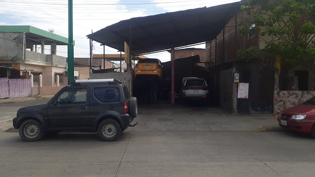 Opiniones de Taller mecánico Deri en Portoviejo - Taller de reparación de automóviles