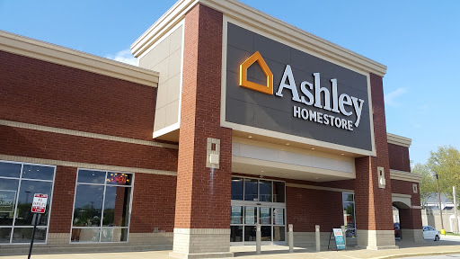 Ashley HomeStore, 2787 W Market St, Fairlawn, OH 44333, USA, 