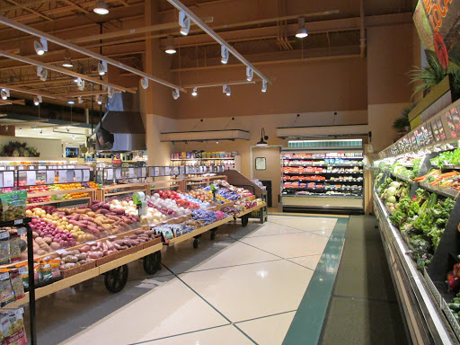 Grocery Store «Lunds & Byerlys Plymouth», reviews and photos, 3455 Vicksburg Ln N, Plymouth, MN 55447, USA