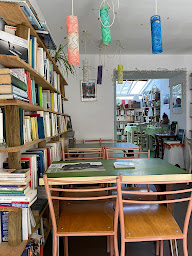 Photo n°7 de Book'n'billig crêperie bouquinerie service continu à Quimper ()