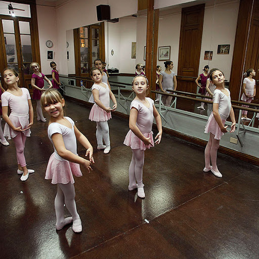 Escuela de Danza y Ballet Garcia Cardo