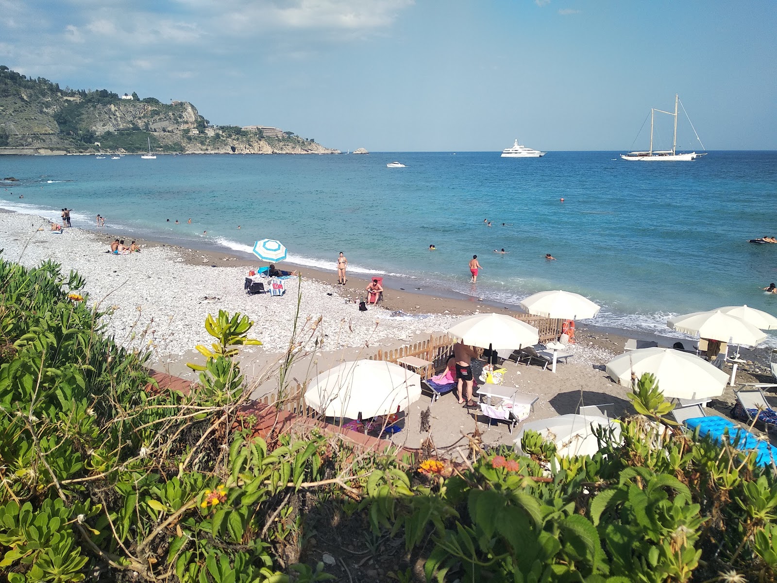 Foto av Villagonia beach och bosättningen