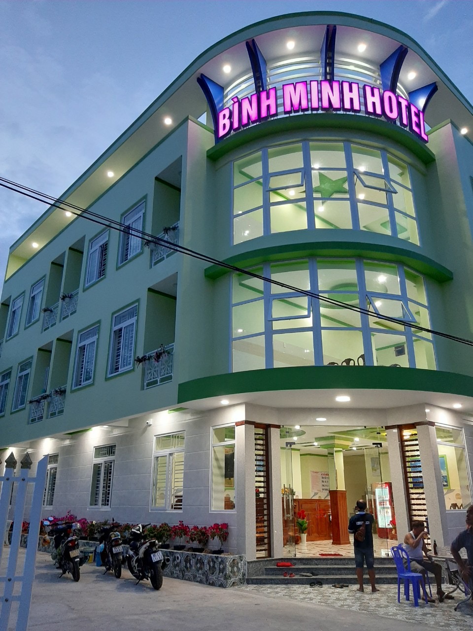 Khách Sạn Bình Minh
