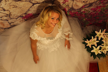 Szofi Webáruház - Menyasszony Ruha és Esküvői Ruha Kölcsönző, Szalagavató Ruha