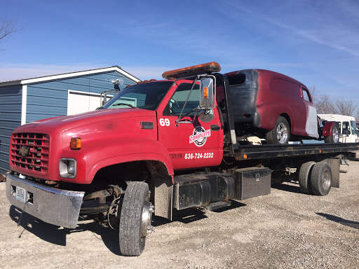 Auto Repair Shop «Complete Car & RV Repair», reviews and photos, 3309 New Town Blvd, St Charles, MO 63301, USA