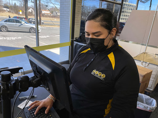 Dry Cleaner «ZIPS Dry Cleaners», reviews and photos, 901 Rockville Pike, Rockville, MD 20852, USA