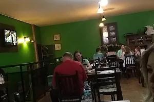 Mordomia Pizzaria Três De Maio image