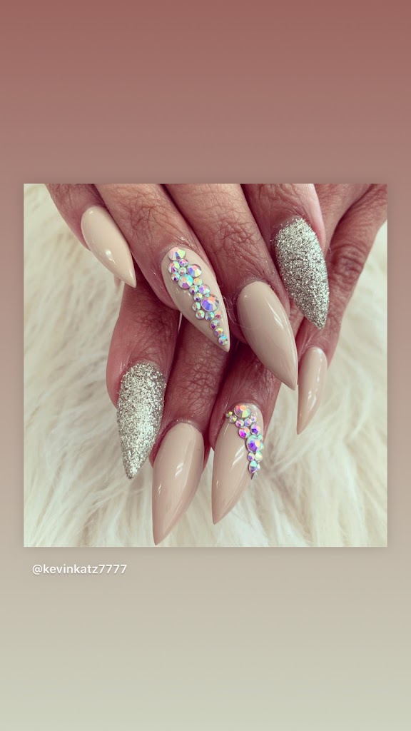 Akoi Nails 07057