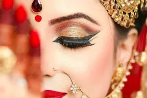 Inara Makeover Studio & Academy (best beauty parlour in Indirapuram) image