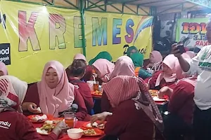 Ayam kremes pelangi image