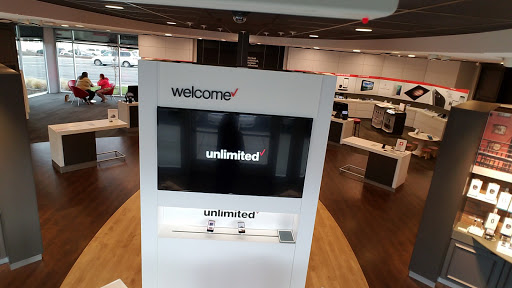 Cell Phone Store «Verizon», reviews and photos, 4415 Commercial St SE, Salem, OR 97302, USA