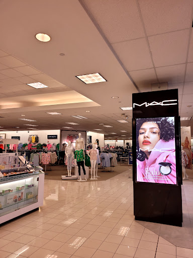 Shopping Mall «Alliance Town Center», reviews and photos, 9550 Sage Meadow Trail, Fort Worth, TX 76177, USA