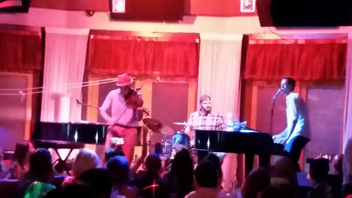 Steak House «Cast Iron Chop House», reviews and photos, 6540 Main St, Trumbull, CT 06611, USA